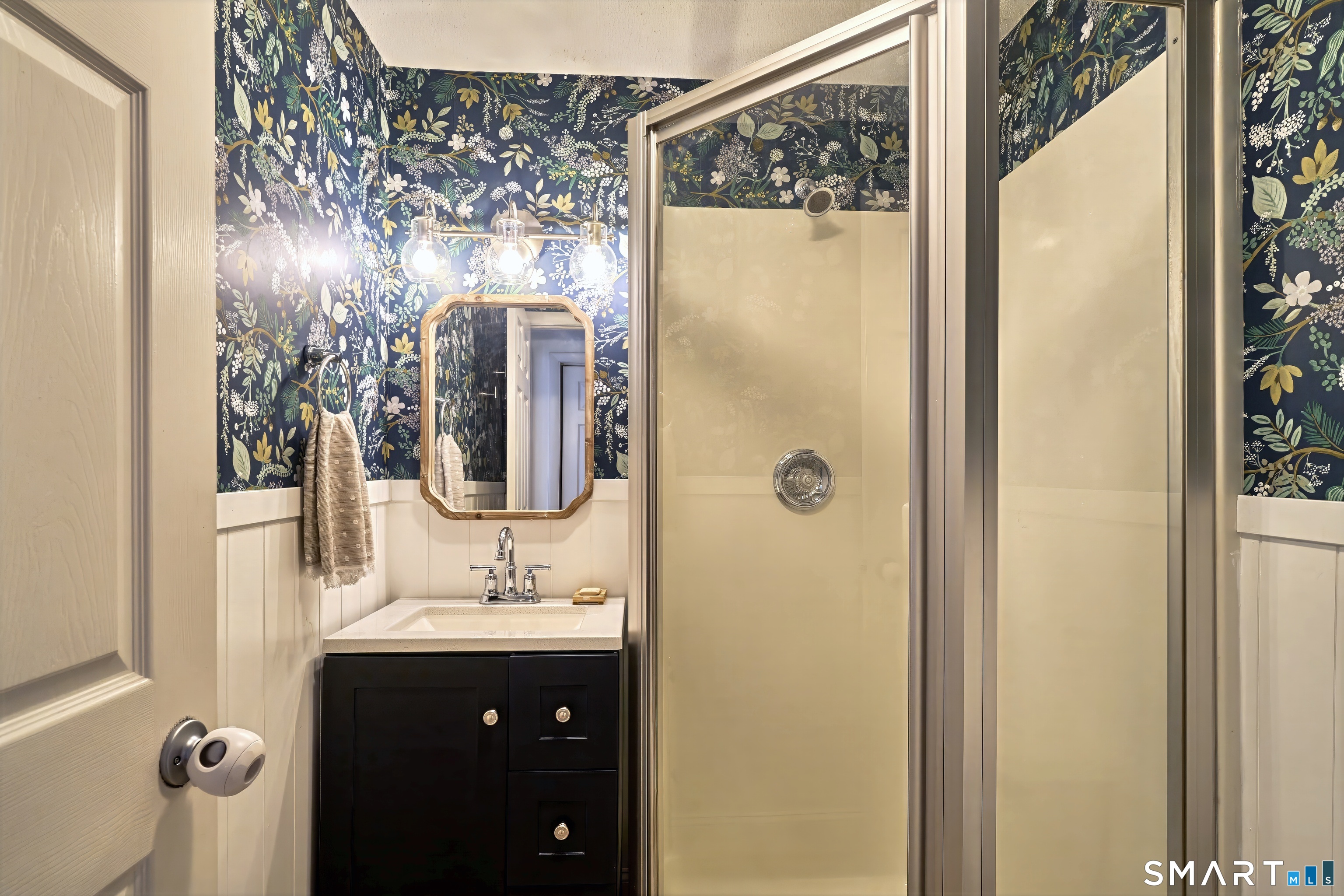 8 Mountain Trail East Hampton CT 06424