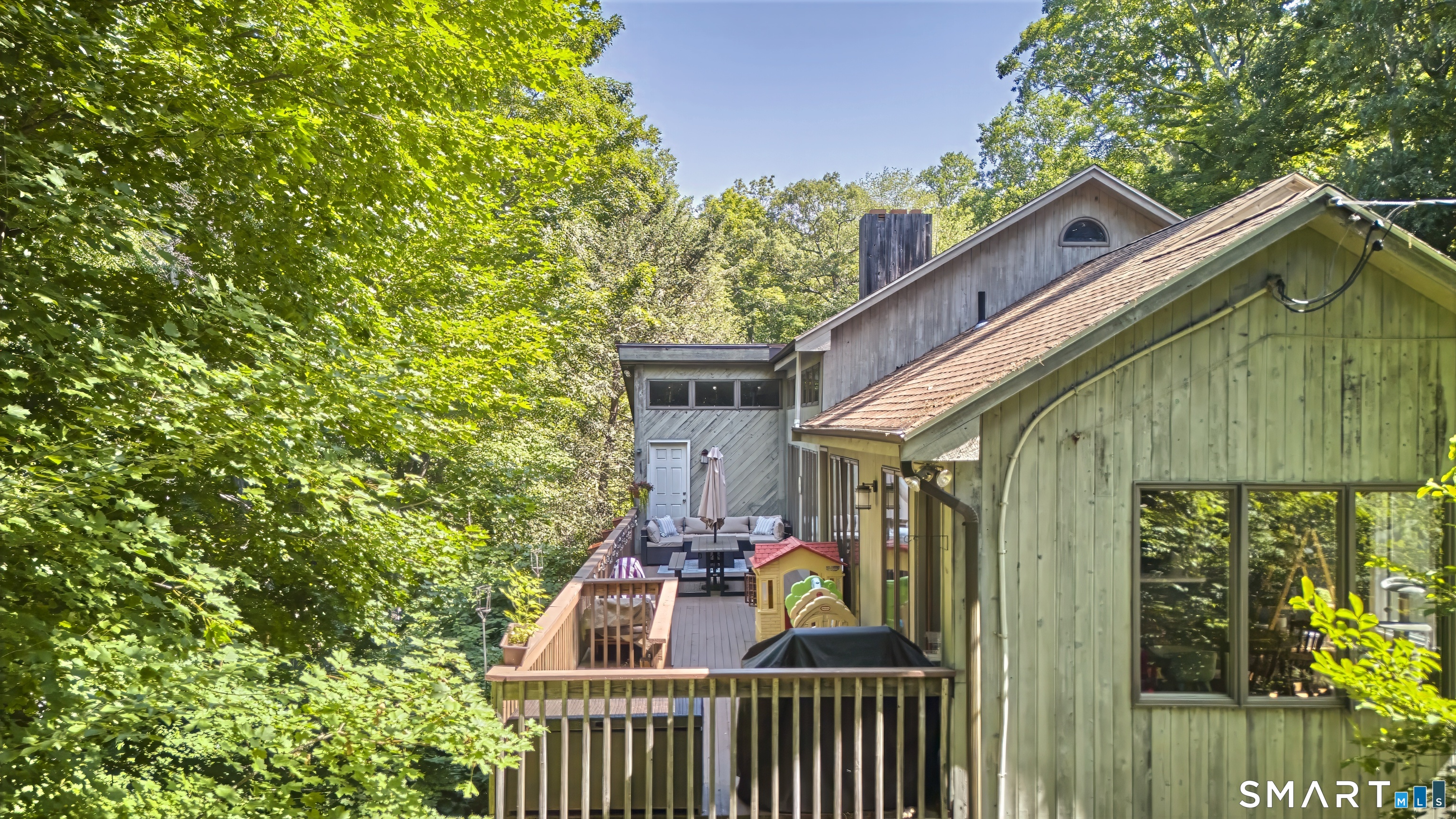 8 Mountain Trail East Hampton CT 06424
