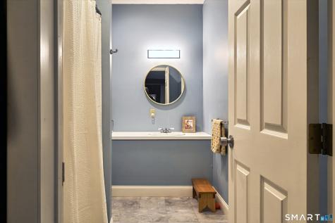 8 Mountain Trail East Hampton CT 06424