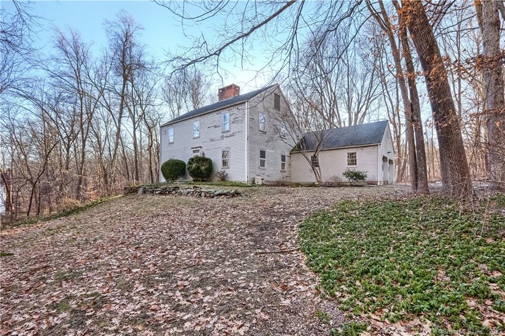 12 Cambridge Circle New Milford CT 06776