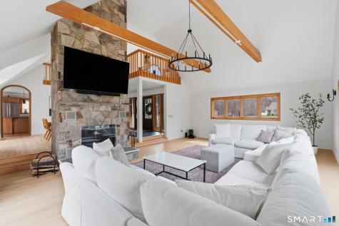 28 East Ridge Court Cheshire CT 06410