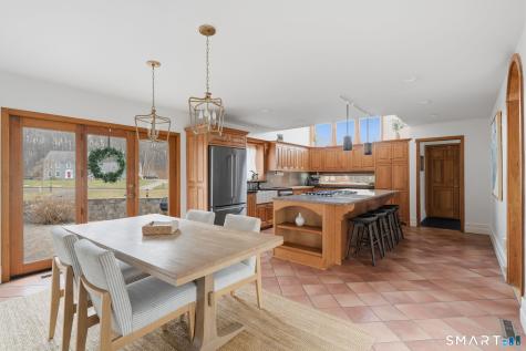 28 East Ridge Court Cheshire CT 06410