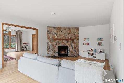 28 East Ridge Court Cheshire CT 06410