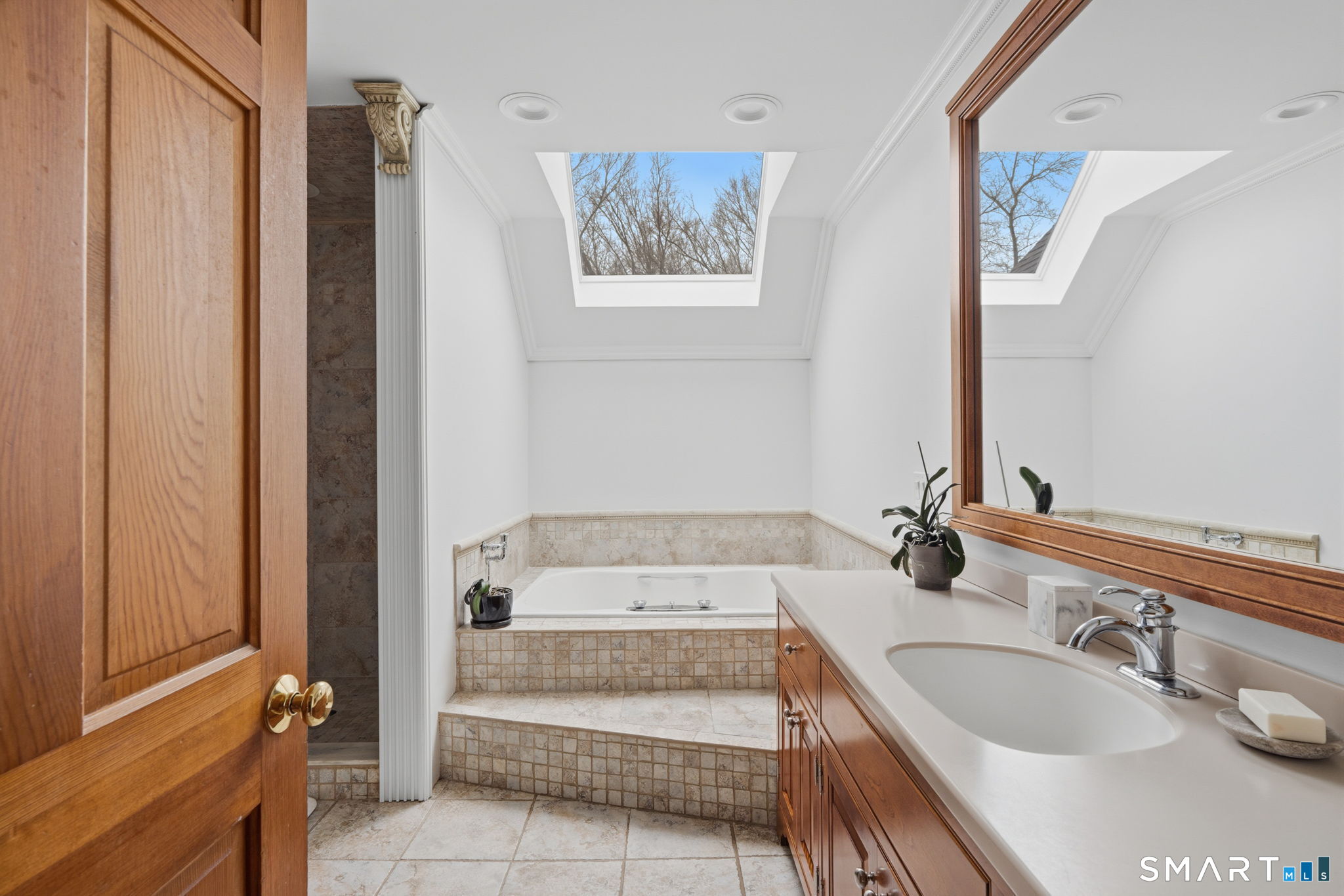 28 East Ridge Court Cheshire CT 06410