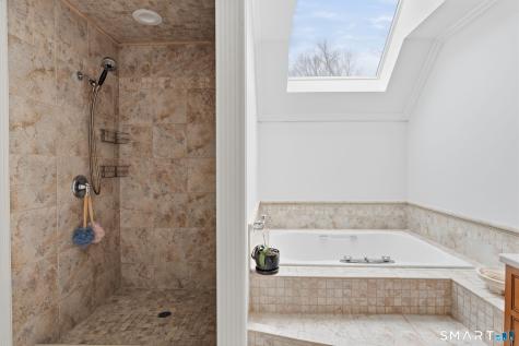 28 East Ridge Court Cheshire CT 06410