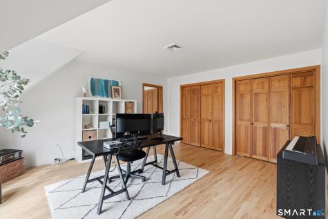 28 East Ridge Court Cheshire CT 06410