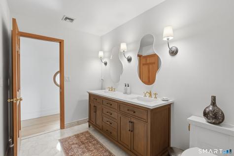 28 East Ridge Court Cheshire CT 06410