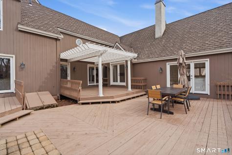 28 East Ridge Court Cheshire CT 06410