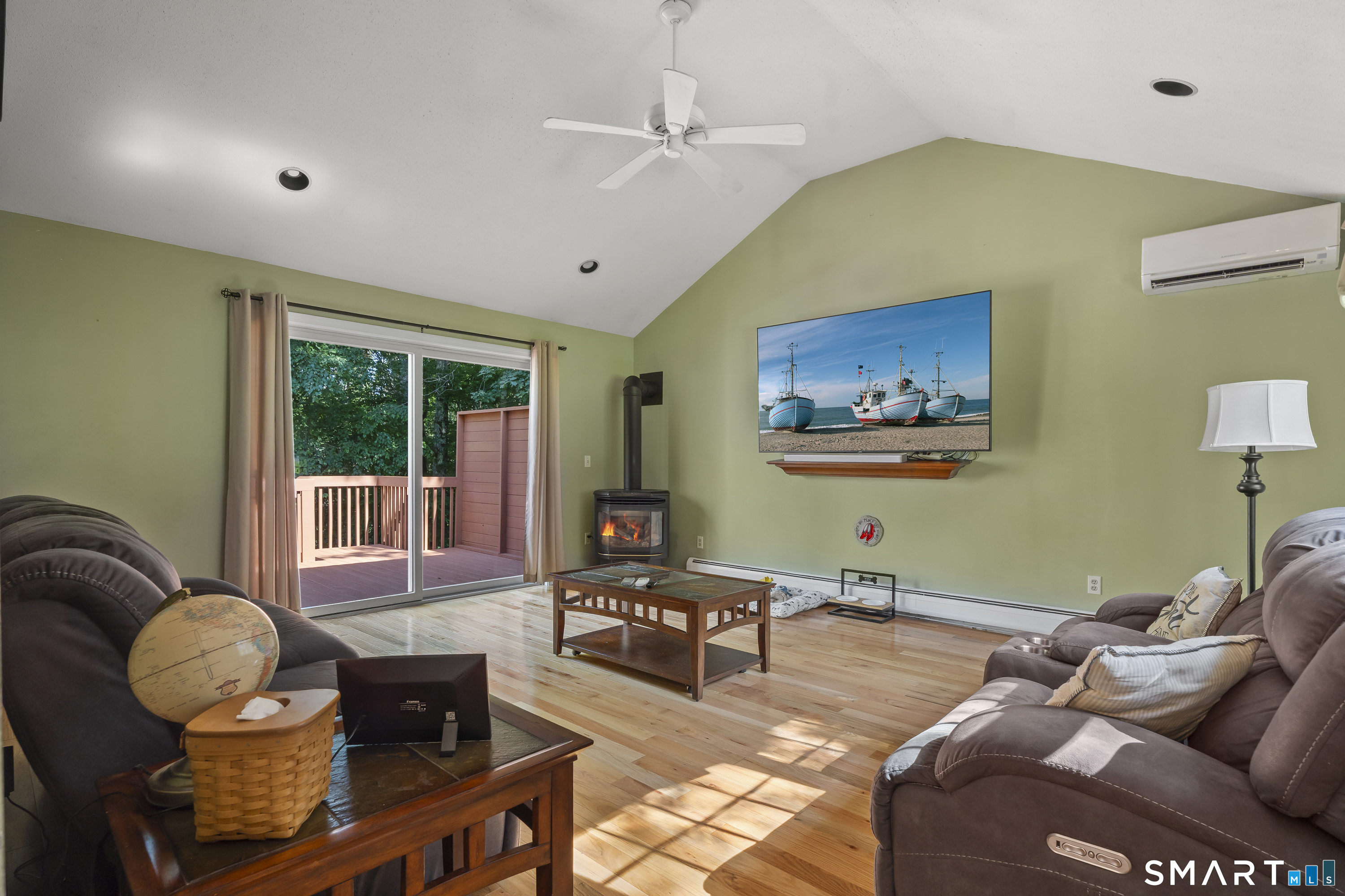2 Heidi Court Wolcott CT 06716