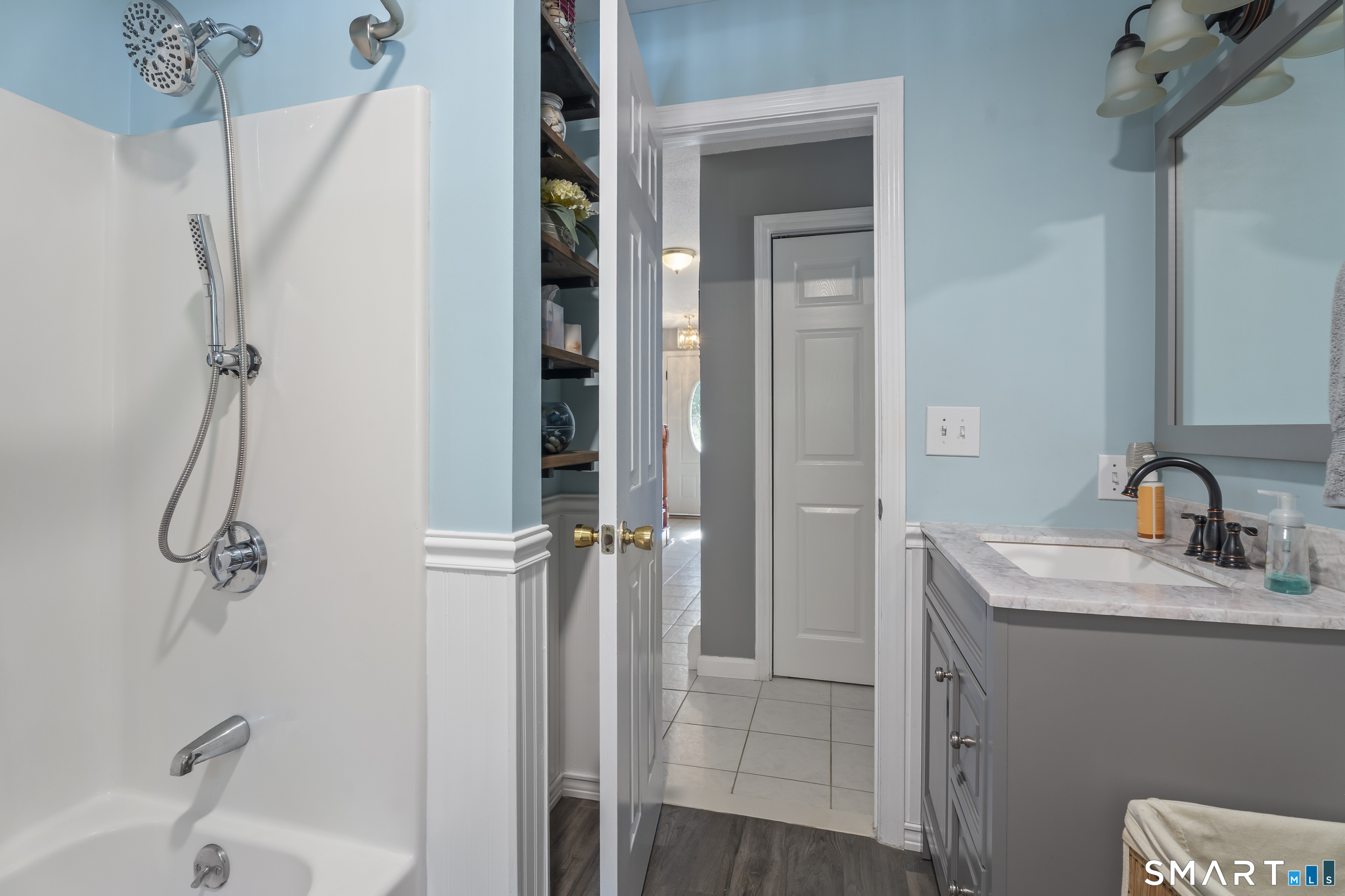 2 Heidi Court Wolcott CT 06716