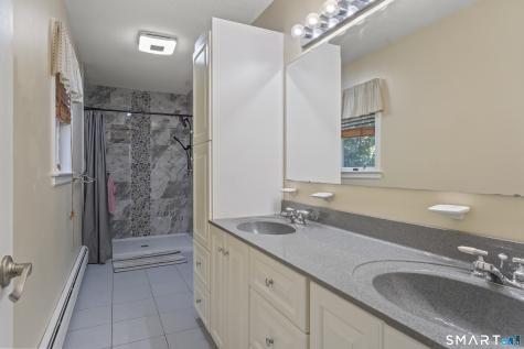 2 Heidi Court Wolcott CT 06716