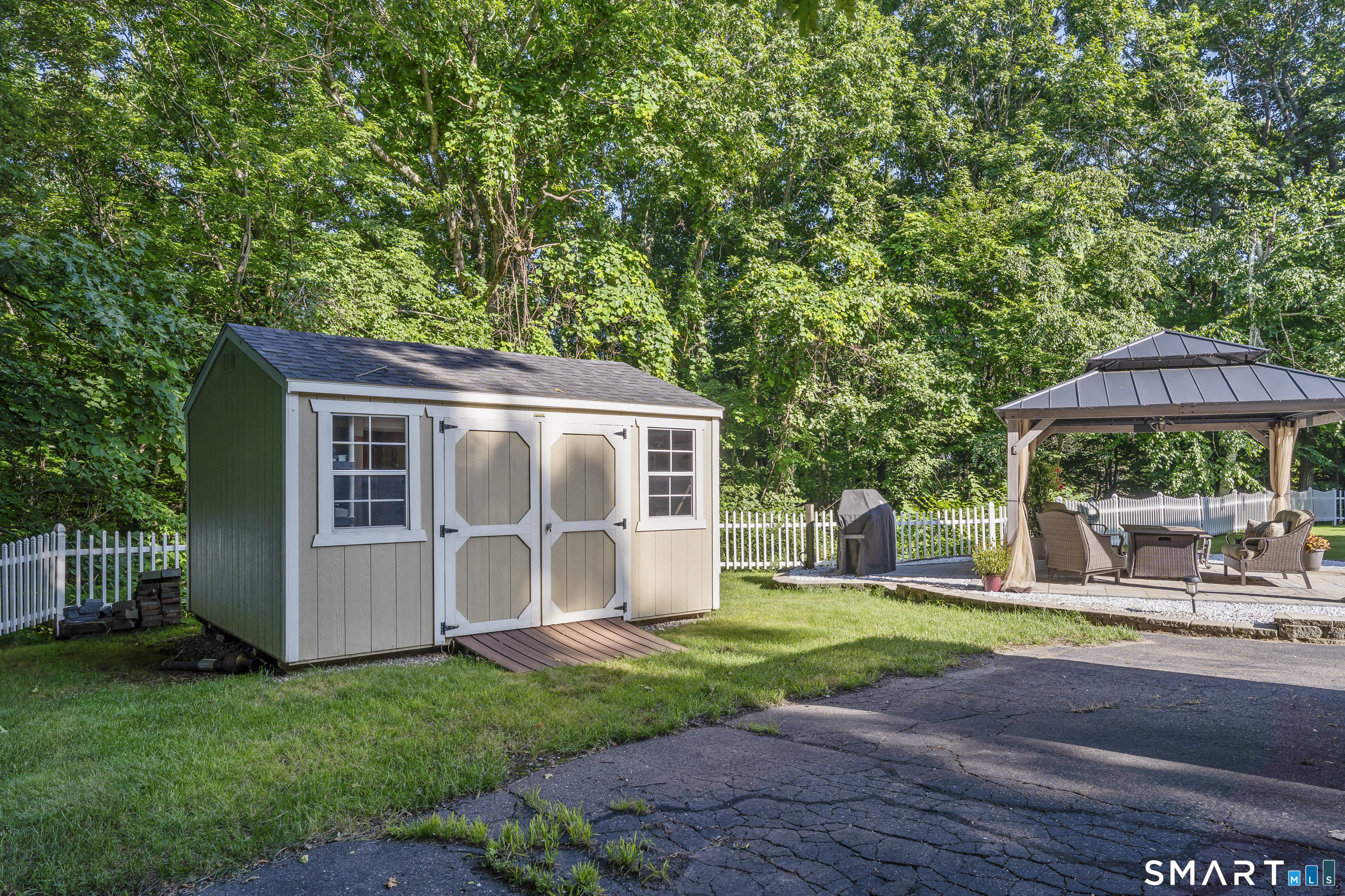 2 Heidi Court Wolcott CT 06716