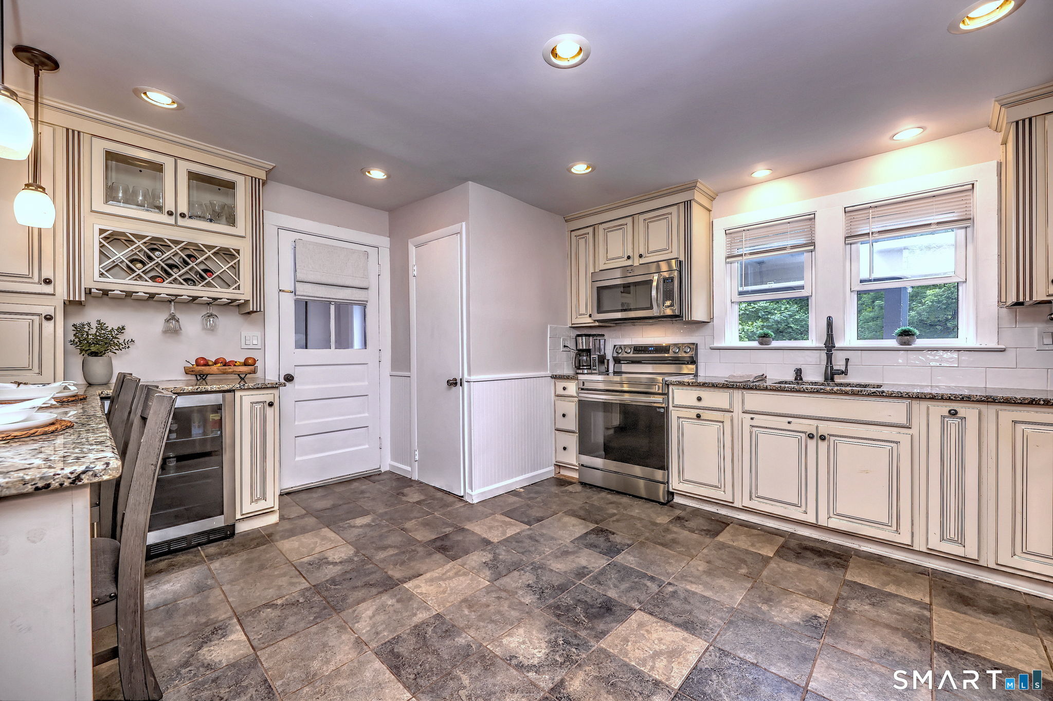 138 Pulaski Highway Ansonia CT 06401