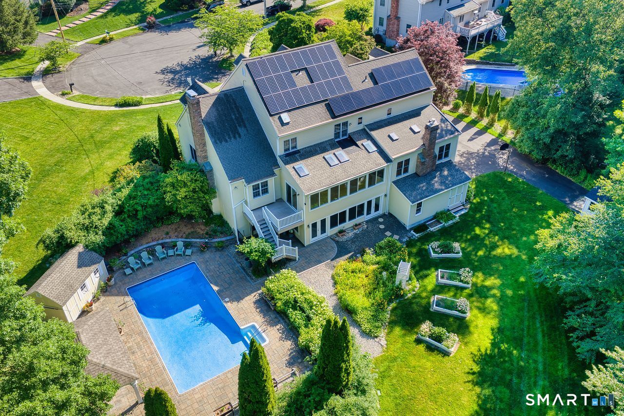 65 Arrowwood Place Stratford CT 06614