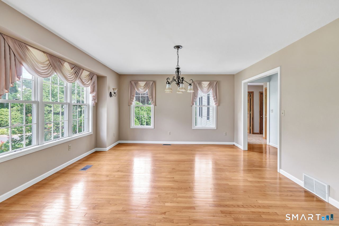65 Arrowwood Place Stratford CT 06614