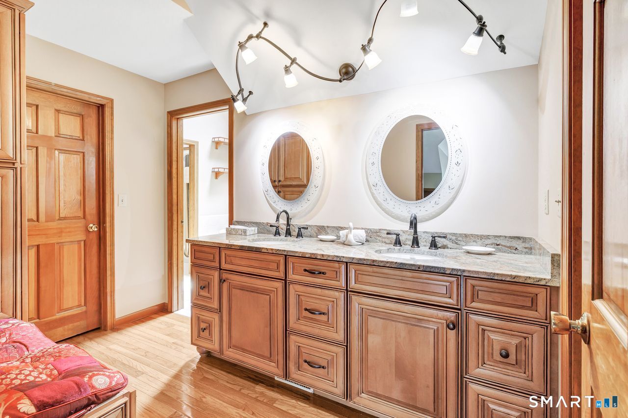 65 Arrowwood Place Stratford CT 06614