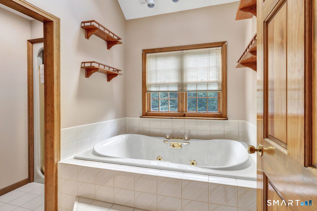 65 Arrowwood Place Stratford CT 06614