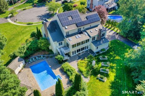 65 Arrowwood Place Stratford CT 06614