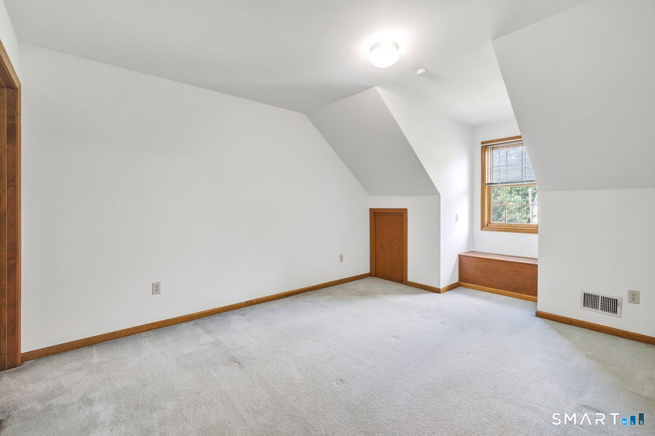 65 Arrowwood Place Stratford CT 06614