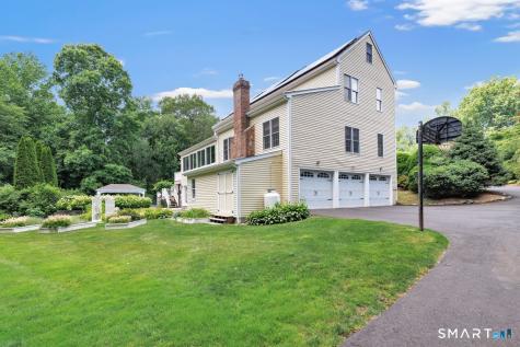 65 Arrowwood Place Stratford CT 06614