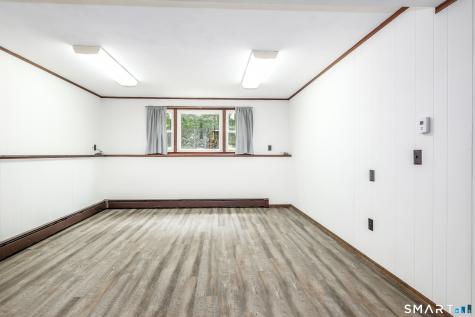 4 Beaver Bog Road New Fairfield CT 06812