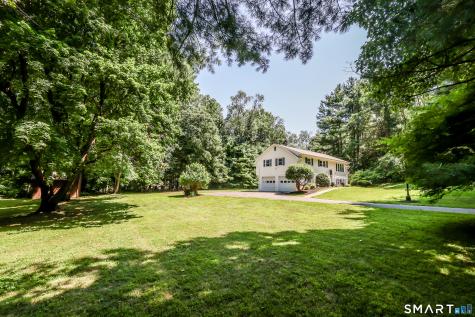 4 Beaver Bog Road New Fairfield CT 06812
