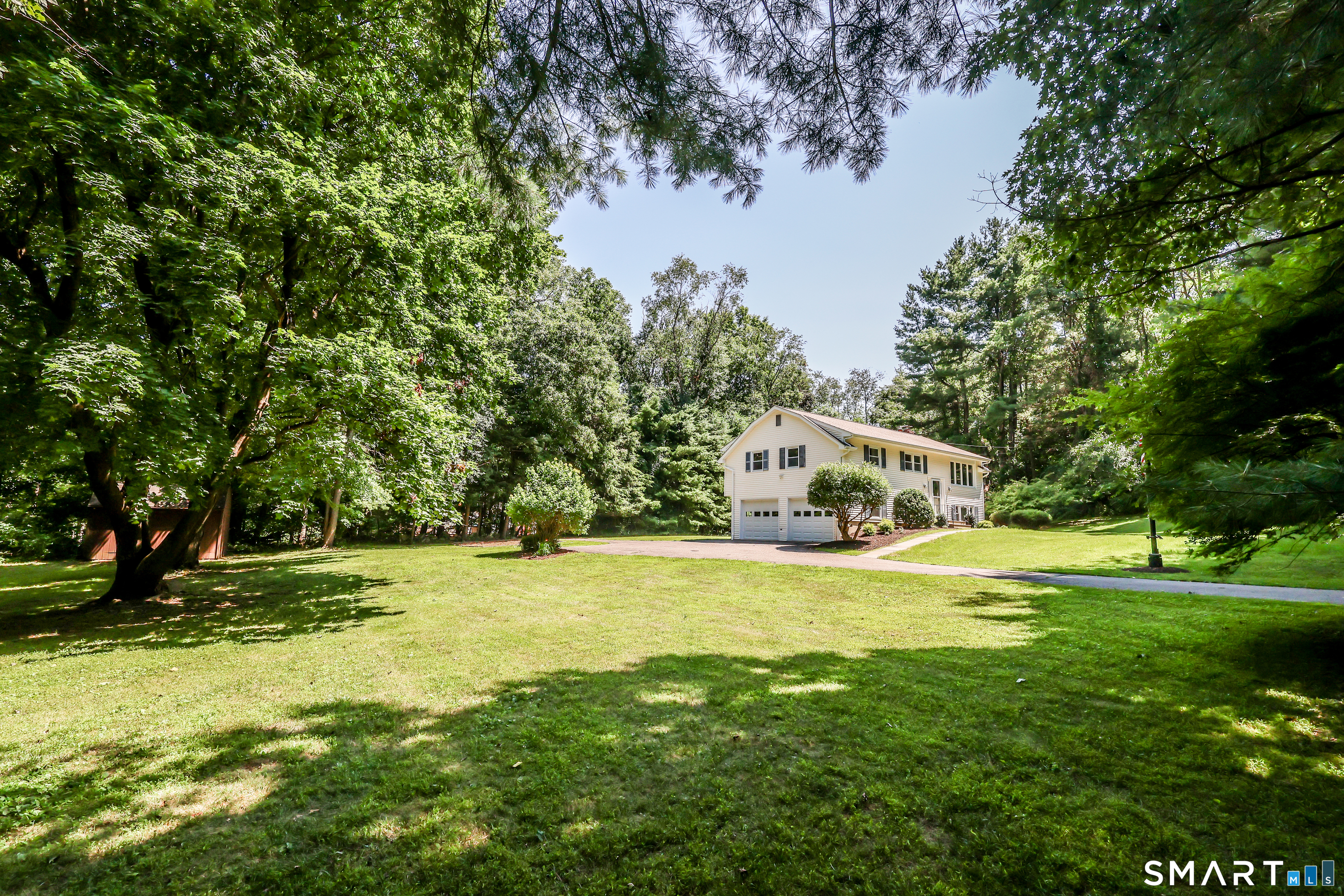 4 Beaver Bog Road New Fairfield CT 06812