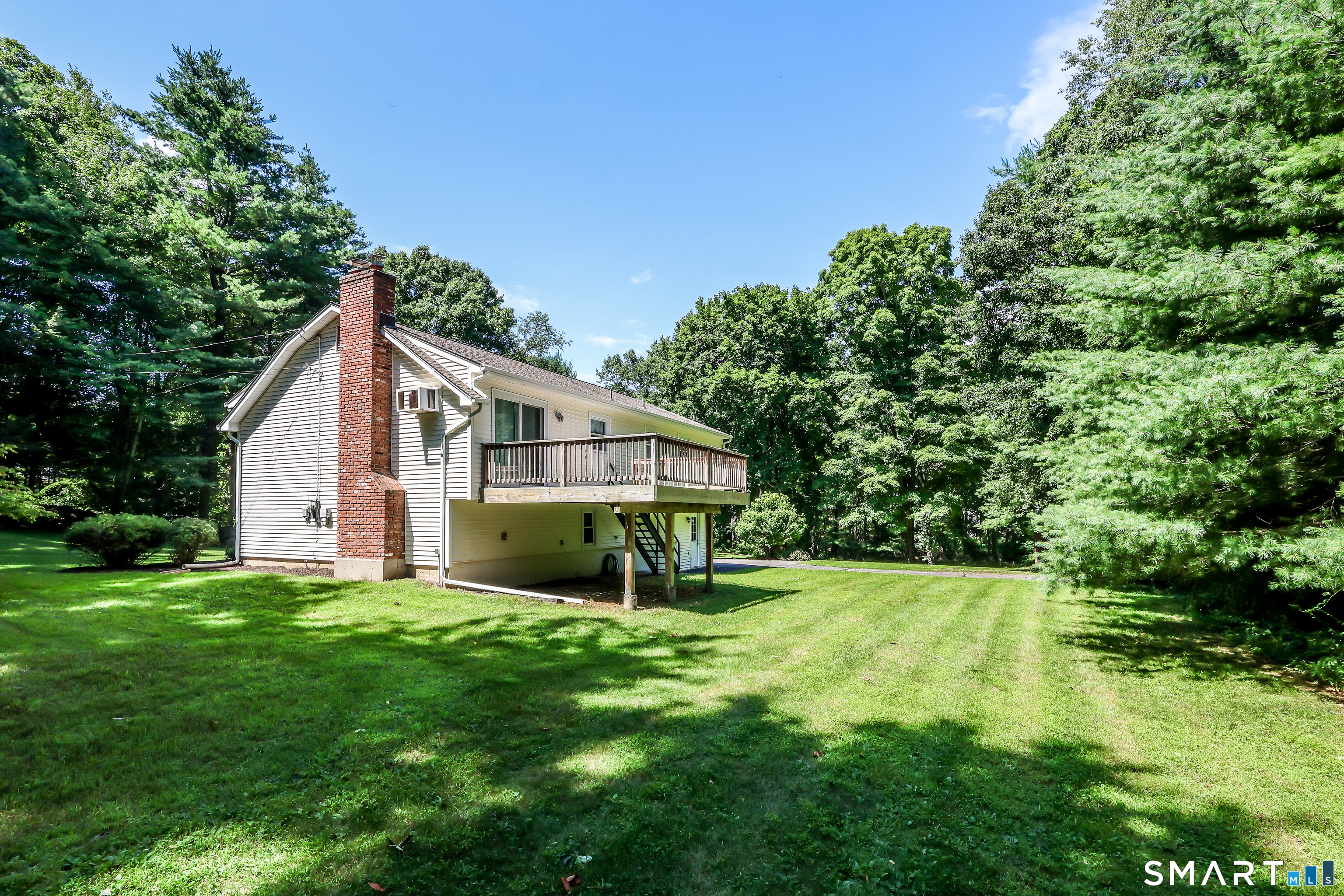 4 Beaver Bog Road New Fairfield CT 06812