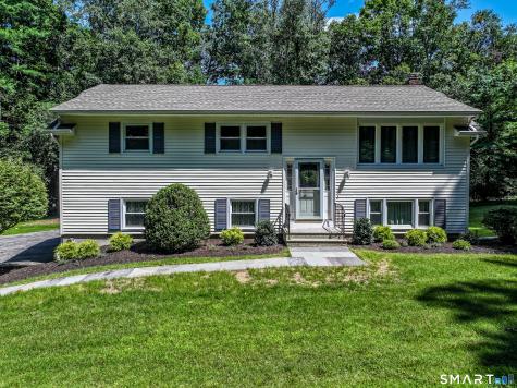 4 Beaver Bog Road New Fairfield CT 06812