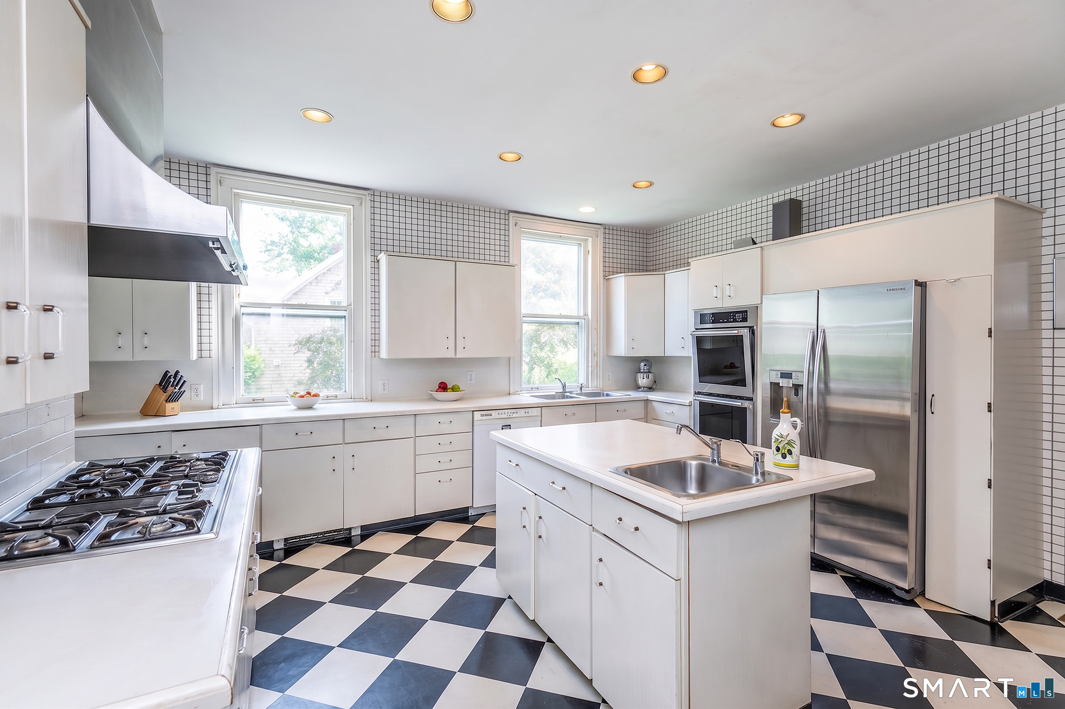 67 North Main Street Kent CT 06757