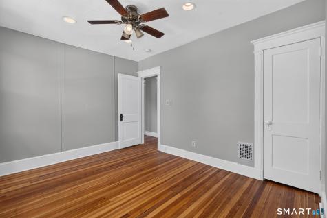 2647 Whitney Avenue Hamden CT 06518
