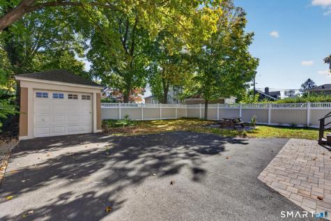 2647 Whitney Avenue Hamden CT 06518