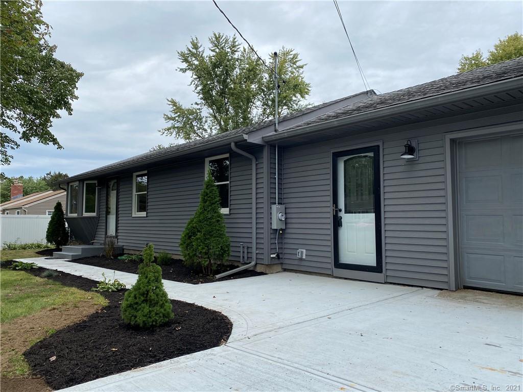 17 Meadowlark Road Enfield CT 06082