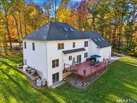 725 Nortontown Road Guilford CT 06437