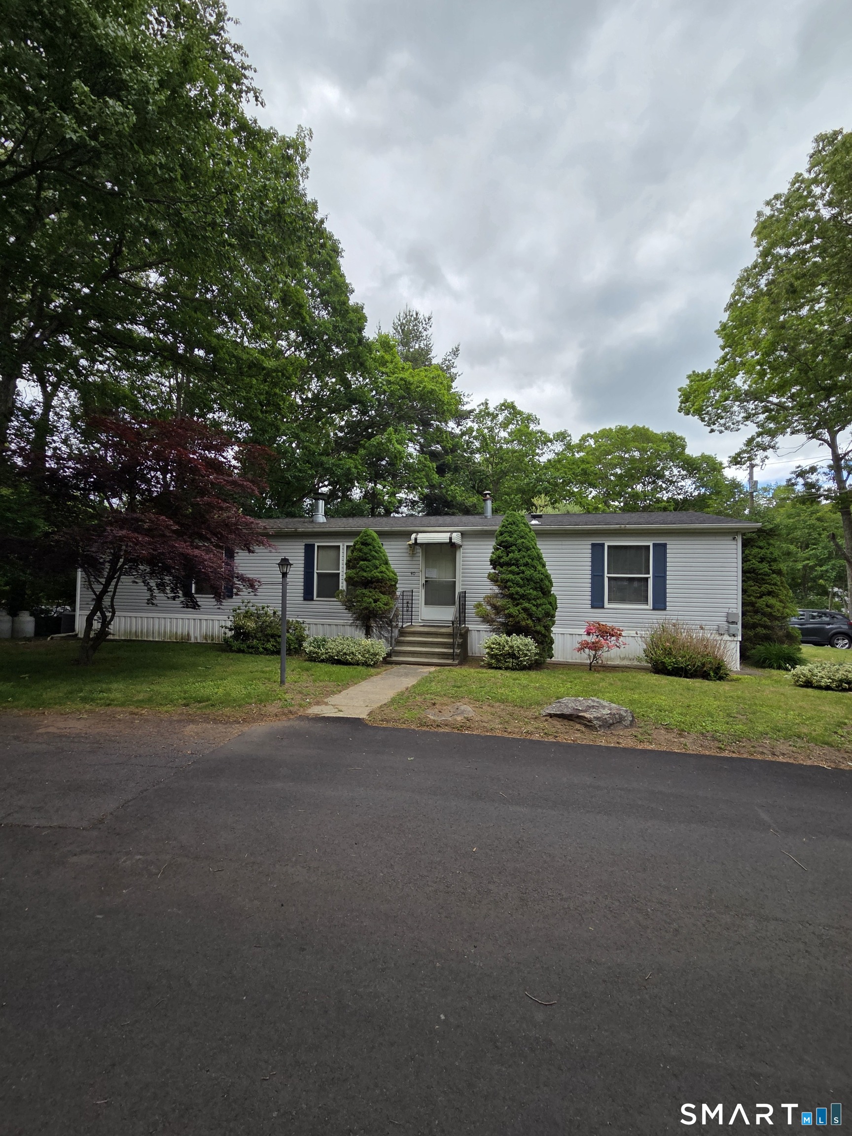 40 Evergreen Park Clinton CT 06413