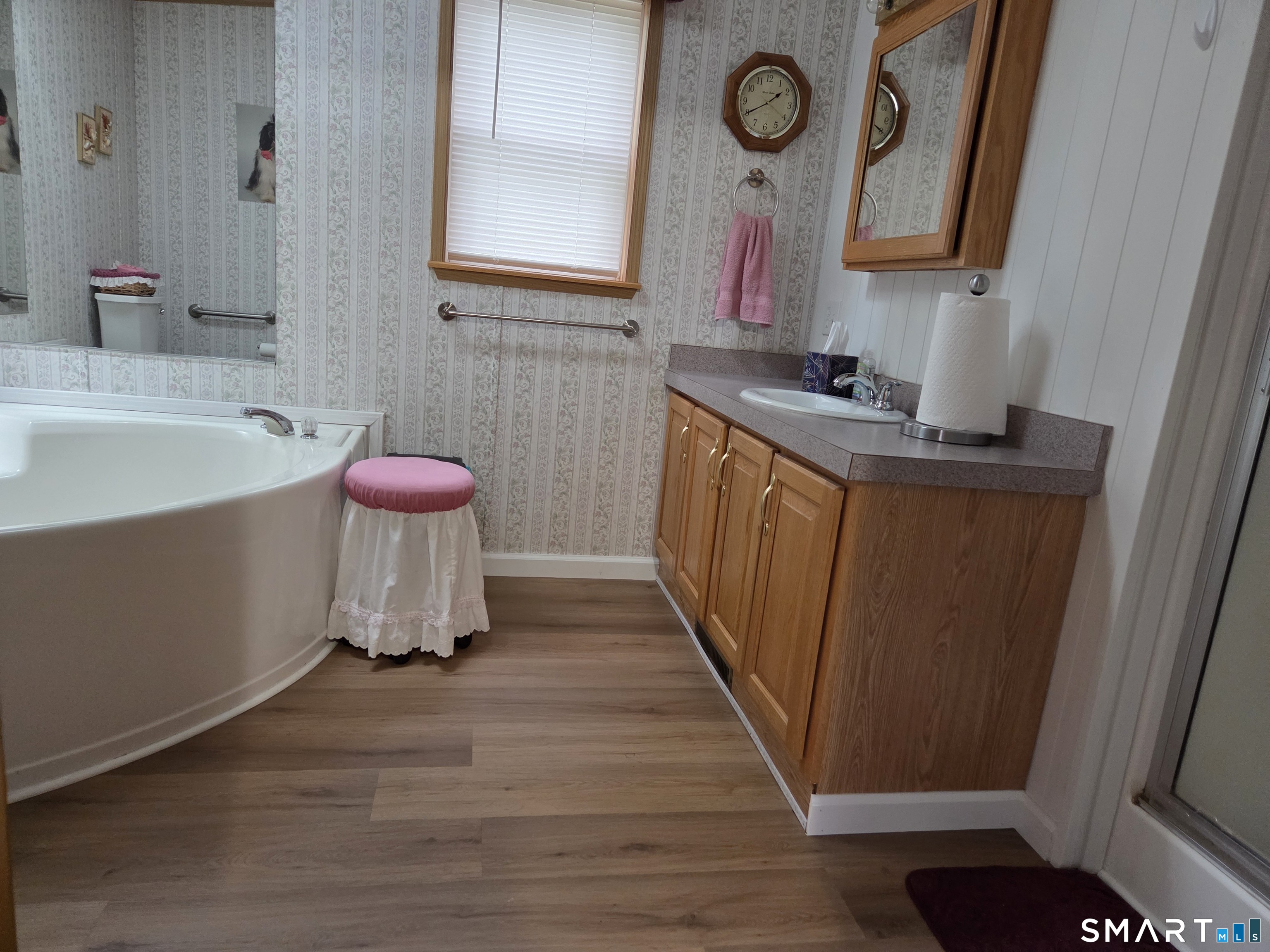 40 Evergreen Park Clinton CT 06413