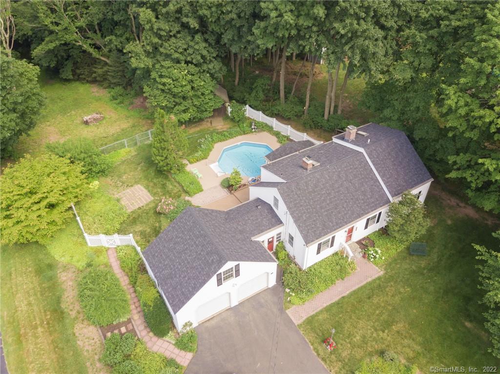 872 Wolf Hill Road Cheshire CT 06410