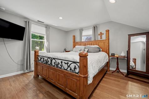 8 Wildmere Lane Norwalk CT 06851
