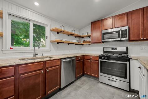 8 Wildmere Lane Norwalk CT 06851