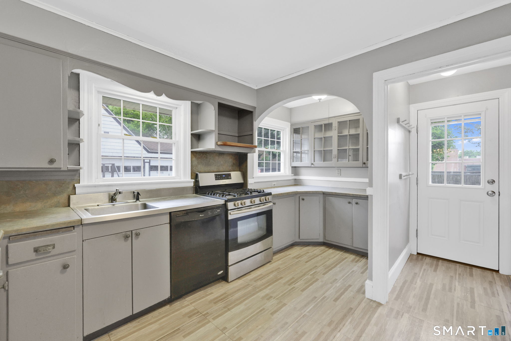 76 Somerset Street Wethersfield CT 06109