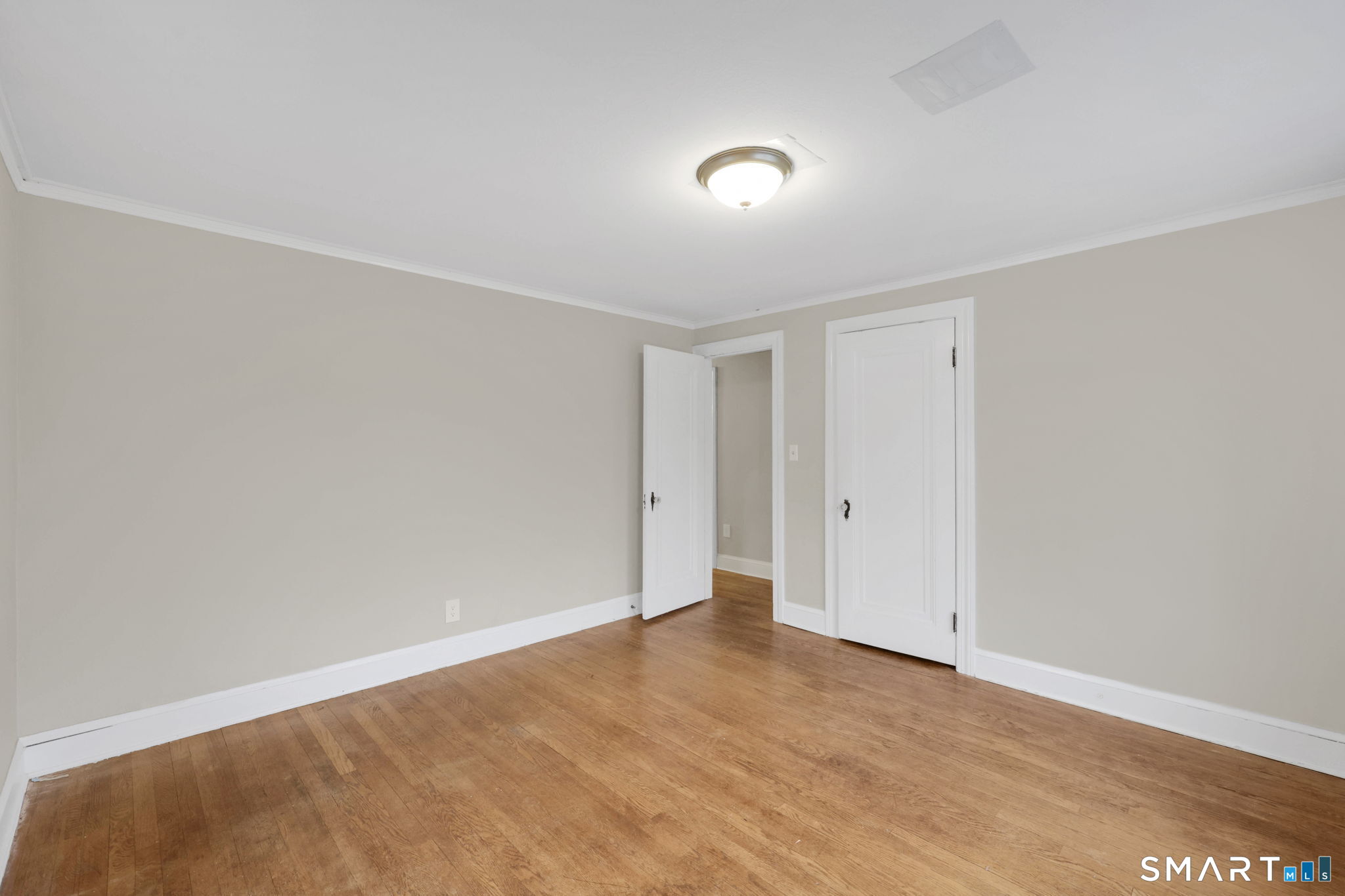 76 Somerset Street Wethersfield CT 06109