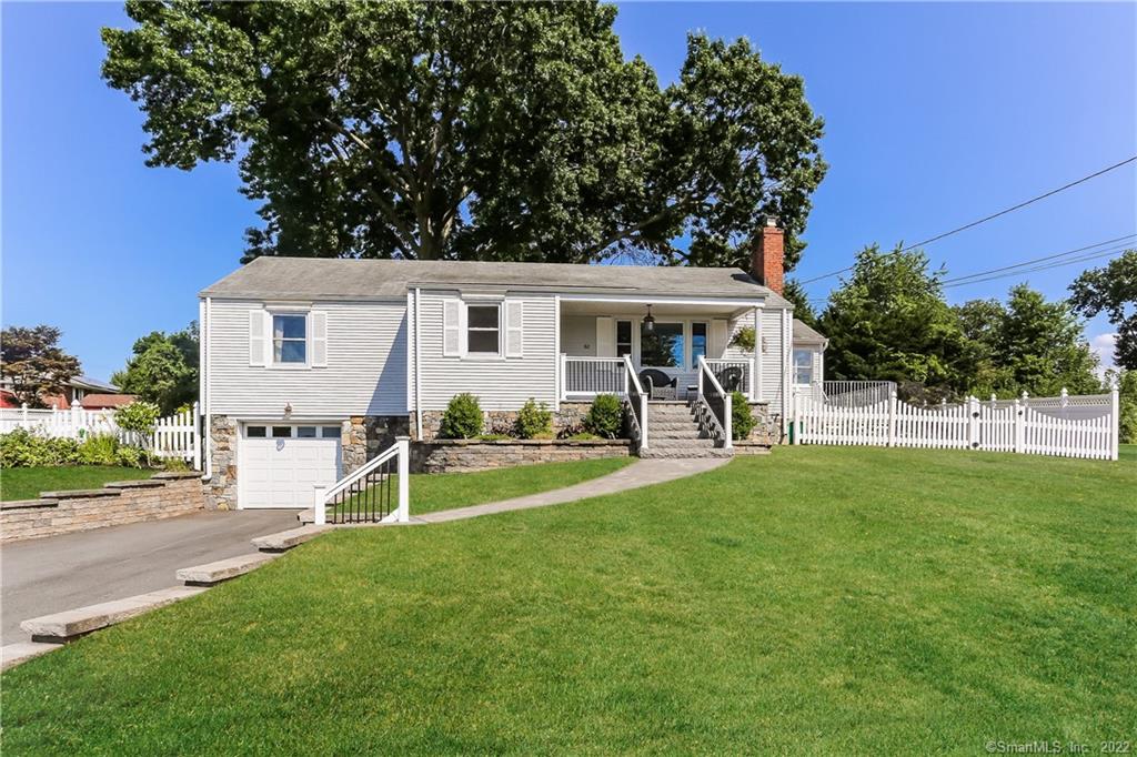 82 Cloverdale Circle Wethersfield CT 06109