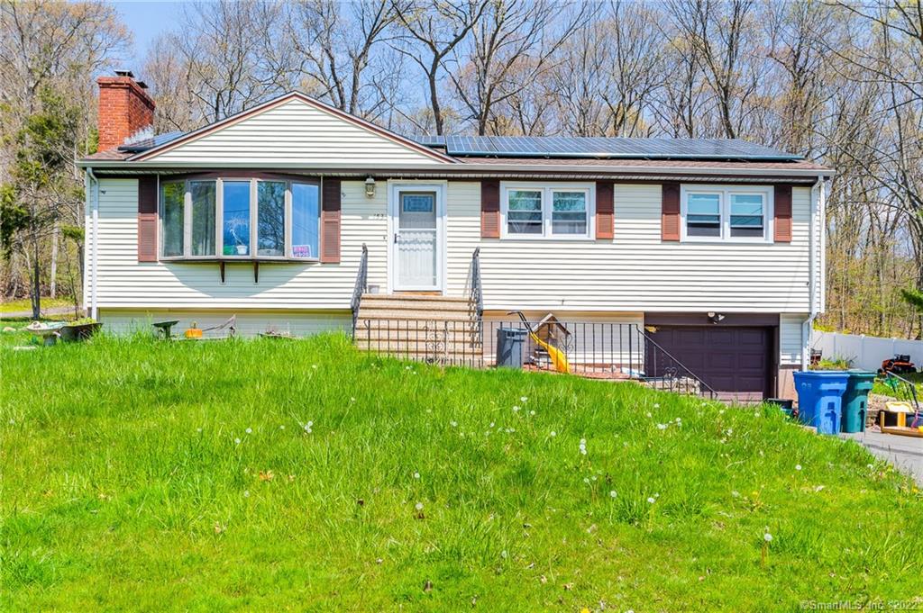 153 Laura Road Hamden CT 06514