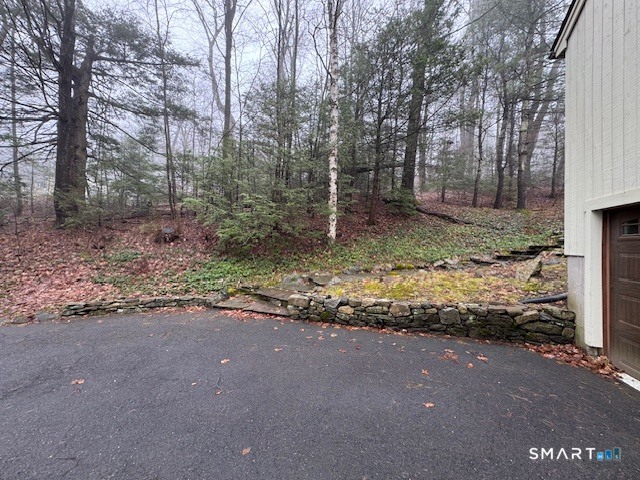 17 Robin Drive Barkhamsted CT 06063