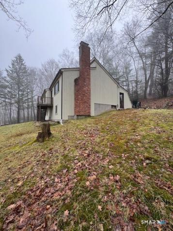 17 Robin Drive Barkhamsted CT 06063