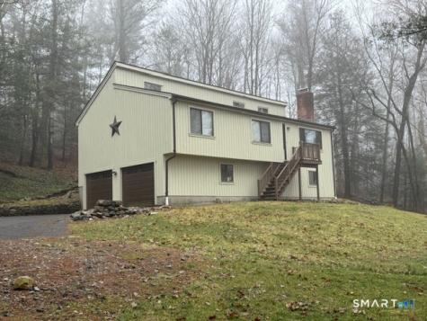 17 Robin Drive Barkhamsted CT 06063