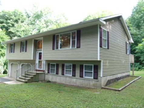 27 Fenn Road Middlebury CT 06762