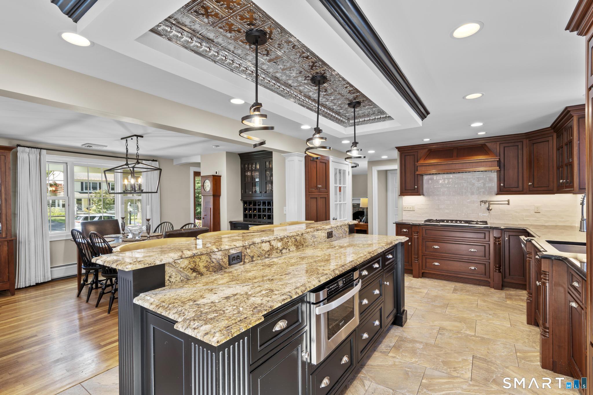 60 Blueberry Lane Avon CT 06001