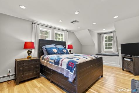 60 Blueberry Lane Avon CT 06001