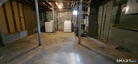 98 East Burnham Street Bloomfield CT 06002